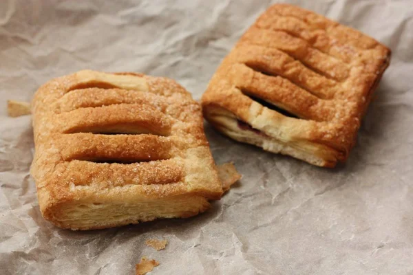 Délicieux Strudel Frais Aux Cerises Pommes — Photo