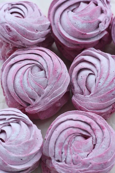 Delicious Fresh Black Currant Marshmallows Breakfast Macro — Stock Photo, Image