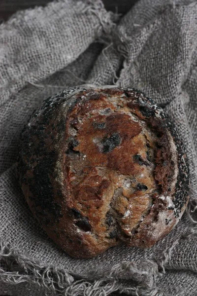 Vers Brood Met Rozijnen Bloem Macro — Stockfoto