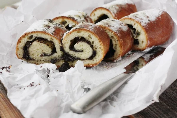 Delicious Roll Poppy Seeds Table — Stock Photo, Image