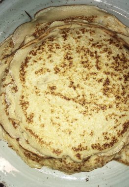 Makro tabaktaki leziz taze krepler.