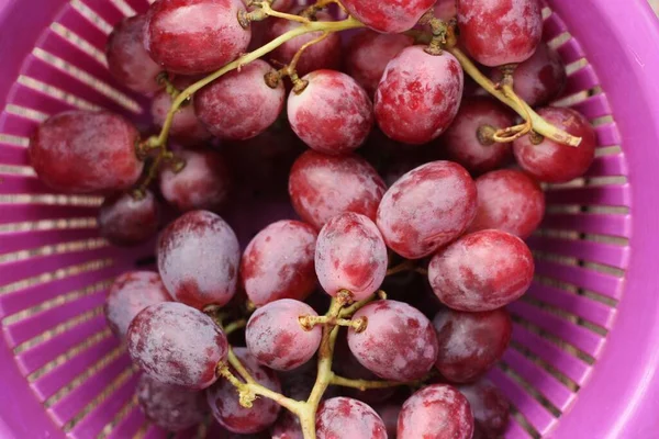 Raisins Rouges Frais Sur Table Macro — Photo