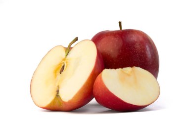 Beyaz arka plan izole elma Kırmızı elma dilim