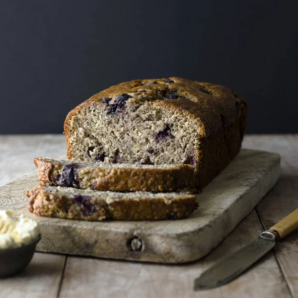 yaban mersini ile muz ekmeği