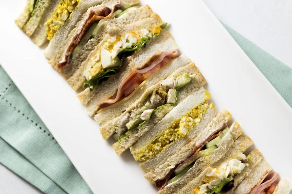 Petite sandviç bir seçki