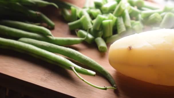 Гаряча Картопля Сирими Зеленими Бобами — стокове відео