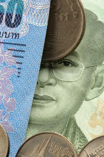 Primer Plano Los Billetes Monedas Tailandeses —  Fotos de Stock