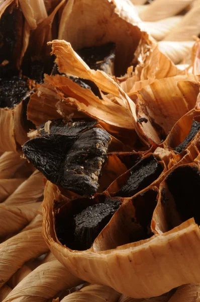 Bulb Cloves Black Garlic — Stock Photo, Image