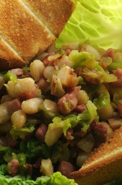 Ensalada Col Salada Con Frijoles Tocino — Foto de Stock