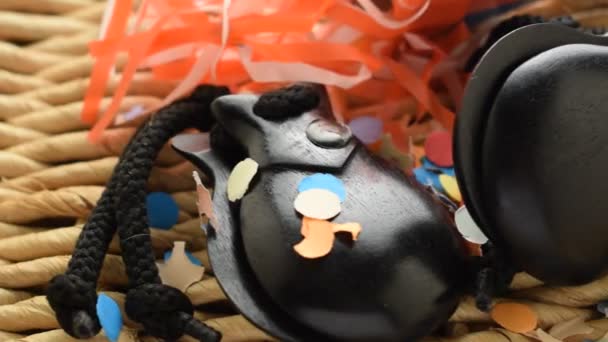 Tutup Castanets Dengan Confetti — Stok Video