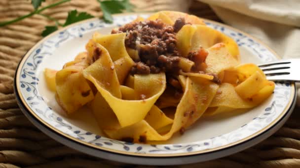 Plate Pappardelle Meat Sauce — Stock Video