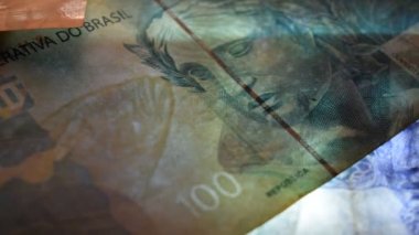 Brezilya para biriminin şeffaflık derecesini kapat