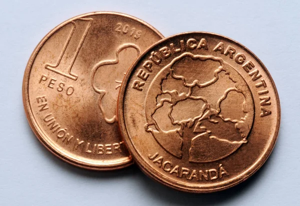 Monedas Los Pesos Argentinos — Foto de Stock