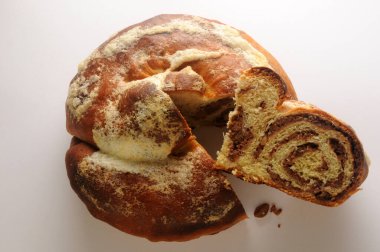Gubana keki, tipik bir Valli del Natisone tatlısı, Friuli Venezia Giulia bölgesi, İtalya .