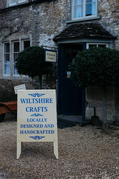 Lacock England February 2018 Storefront Sign Wiltshire Crafts Small Cooperative — Stock Photo, Image