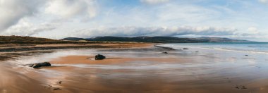 Panoramik ödül mil uzun Brora beach, İskoçya, İngiltere.