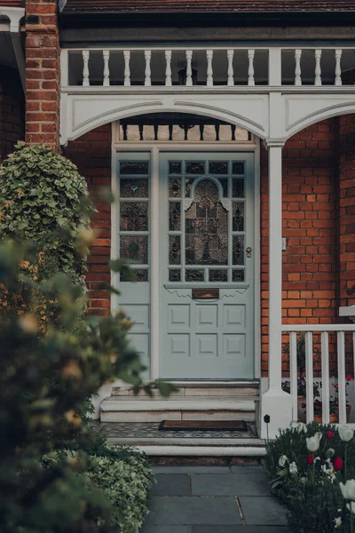 London Egyesült Királyság 2020 Április Stained Glass Wooden Door Traditional — Stock Fotó