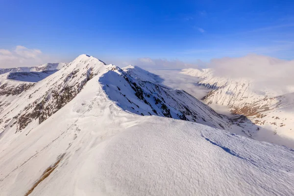Moldoveanu-Gipfel im Winter — Stockfoto