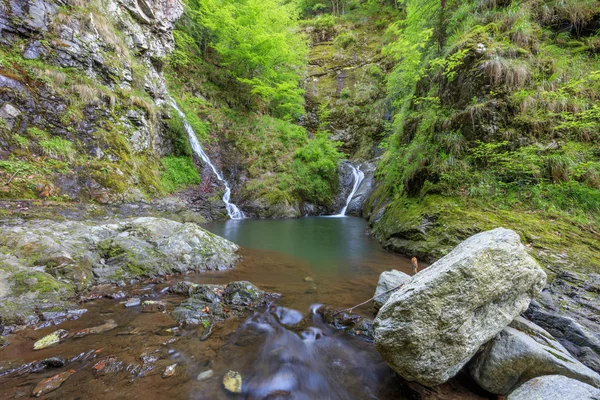 バレア lui スタン ルーマニアを峡谷します。 — ストック写真