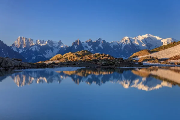 Lac Blanc, Alpy Graickie, Francja — Zdjęcie stockowe