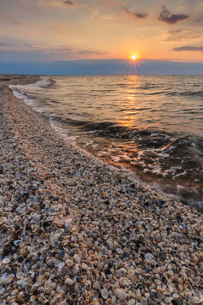 Denizde gün doğumu — Stok fotoğraf