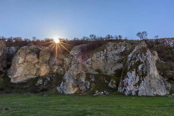 Ανατολή του ηλίου σε Dobrogea φαράγγια, Ρουμανία — Φωτογραφία Αρχείου