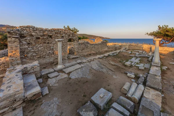 Ruiner av oldtidens landsby i det arkeologiske stedet Aliki. Thasso – stockfoto