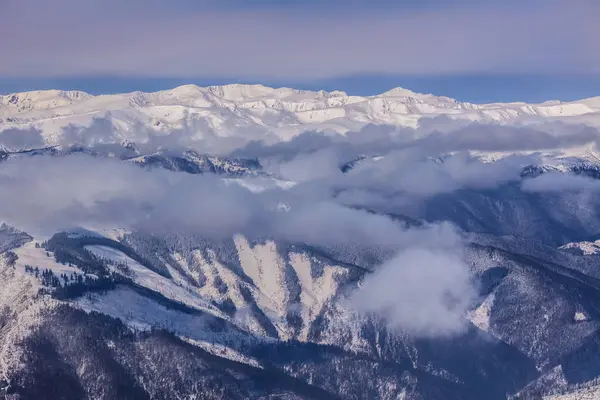 Paysage de montagne en hiver — Photo
