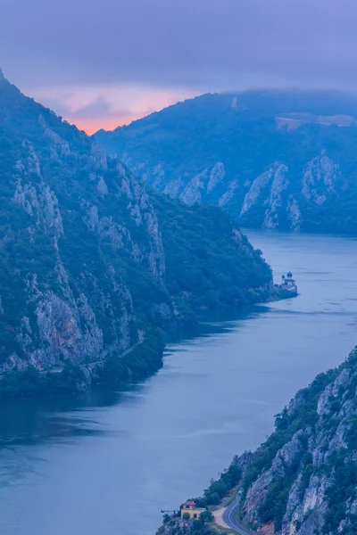 Gargantas del Danubio (Cazanele Mari), Rumania — Foto de Stock