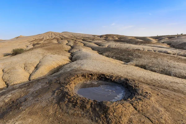 泥火山罗马尼亚 — 图库照片