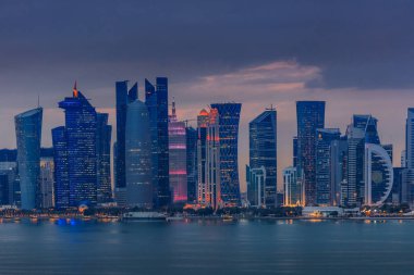 Geceleri Doha. Katar