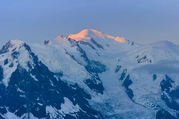 Mont Blanc ao nascer do sol, França Imagens De Bancos De Imagens Sem Royalties