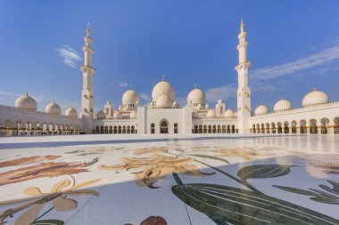 Abu Dhabi, Birleşik Arap Emirlikleri'Şeyh zayed Camisi