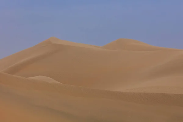 Піщані дюни пустелі Абу - Дабі. — стокове фото