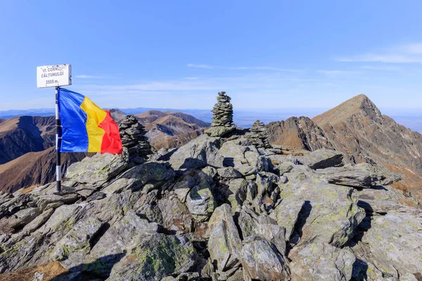 罗马尼亚法加拉斯山脉 Cornul Caltunului峰2505米 — 图库照片