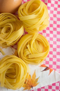 Üstten Görünüm makarna ve yumurta