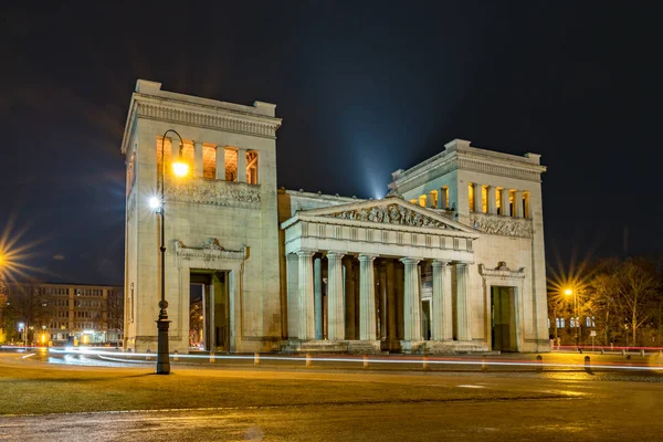 Long exposure at the Koenigsplatz at night — Stock Photo, Image