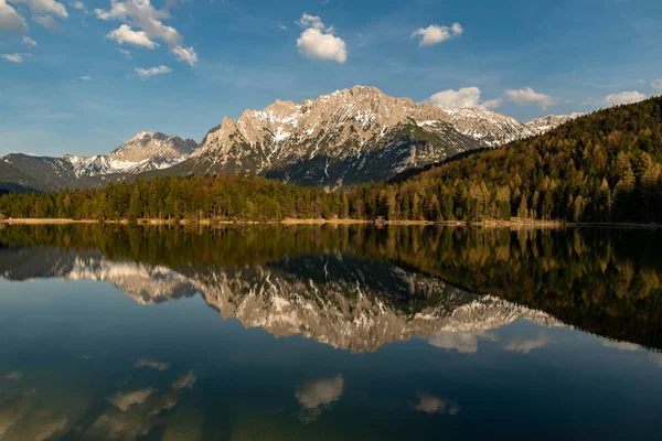 Günbatımı üzerine Kampenwand Lautersee, büyük düşünceler