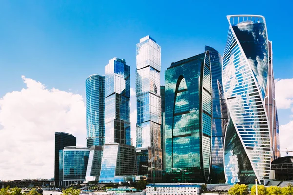Красиві хмарочосів Москва-Сіті — стокове фото