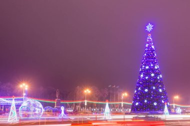 Bir Noel ağacı ile kare