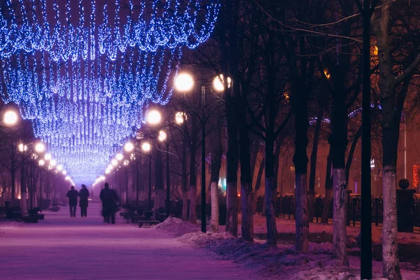 Noche callejón de la ciudad de invierno — Foto de Stock