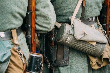 Alman askeri ekipman unsurları