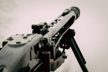 Alman makineli tüfek mg-42 yakın çekim
