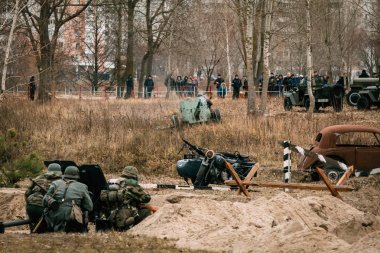 Artillerymen şehrin kurtuluş için mücadele ediyoruz 