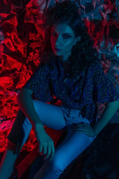 Bir kürk şık kız