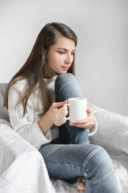 Freelancer iş yerinde düşünce