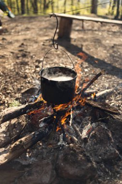 Yemek yemek turist kampta