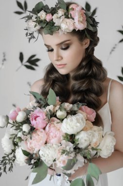 Bir gelin düğün sabahı