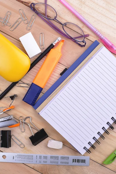 Open notebook, Free space for text. glasses On the desk. Top vie — Stock Photo, Image