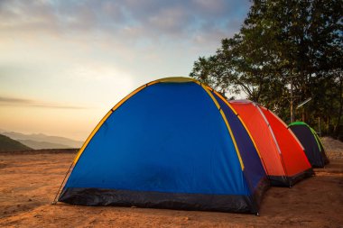 Kamp doğa dağ arka plan.